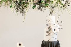 Weddingcakesuspension-PhotosSylviaCalmet6